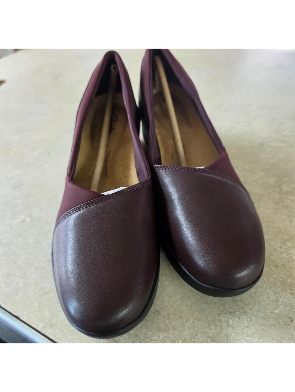 Clark's wedge shoes sz 10 new